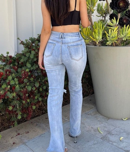 HIGH WAISTED BOYFRIEND JEANS